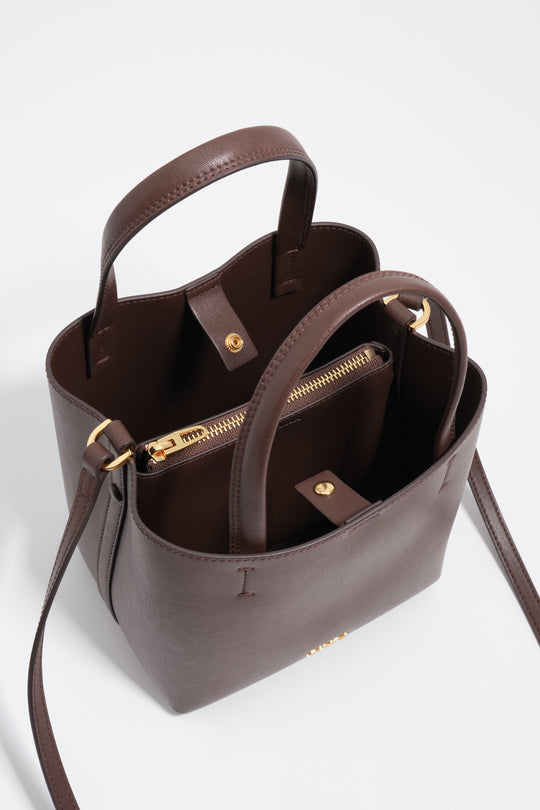 Medium chocolate leather Chihuahua bag