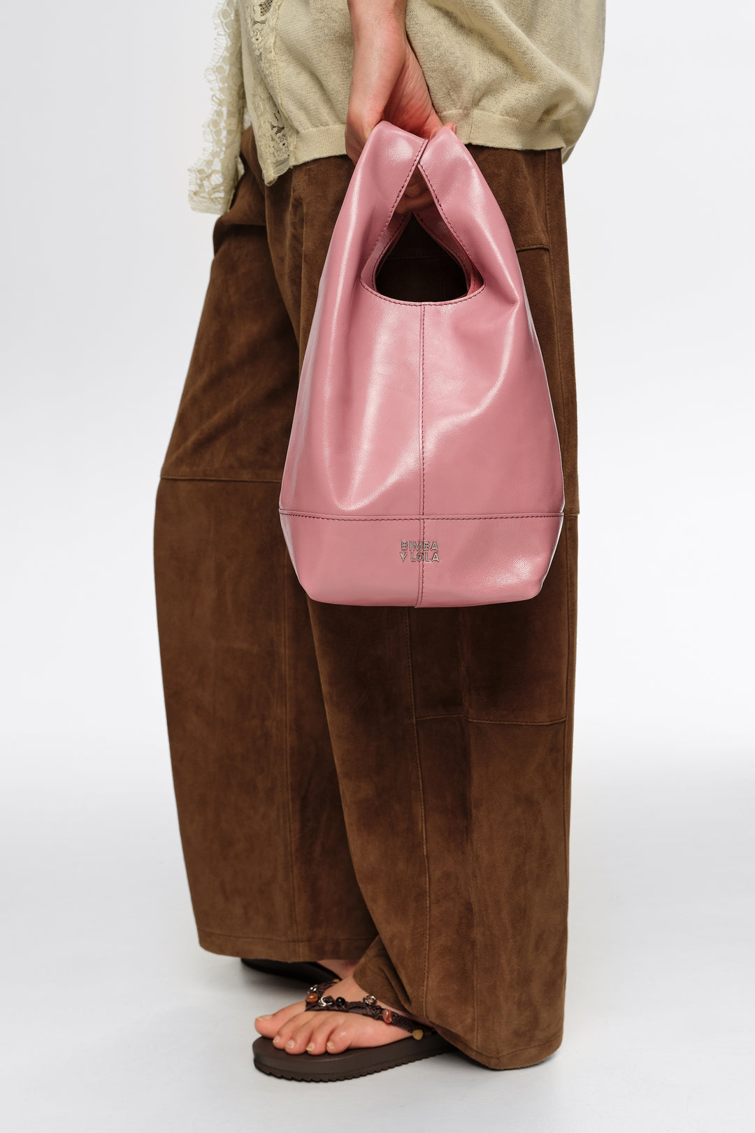 Medium pink leather Paper crossbody bag