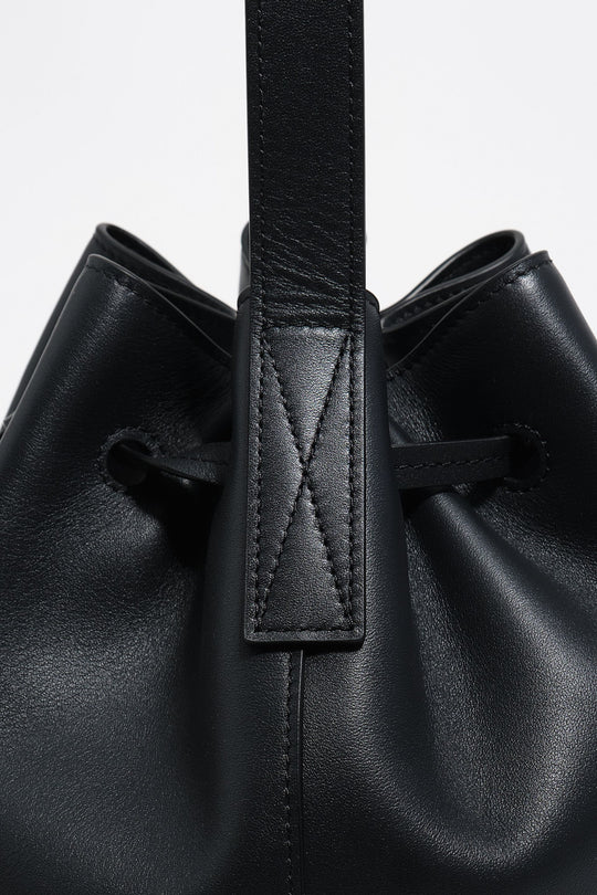 Dark anthracite large leather bucket bag