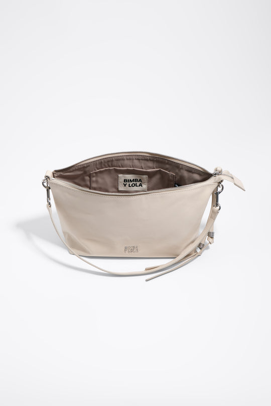 Medium ivory leather trapecio bag