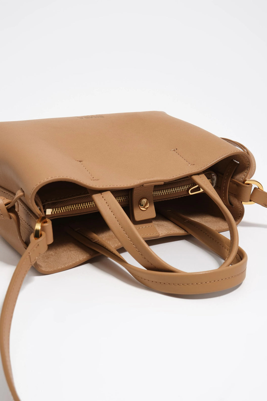 Hazelnut mini leather Chihuahua bag