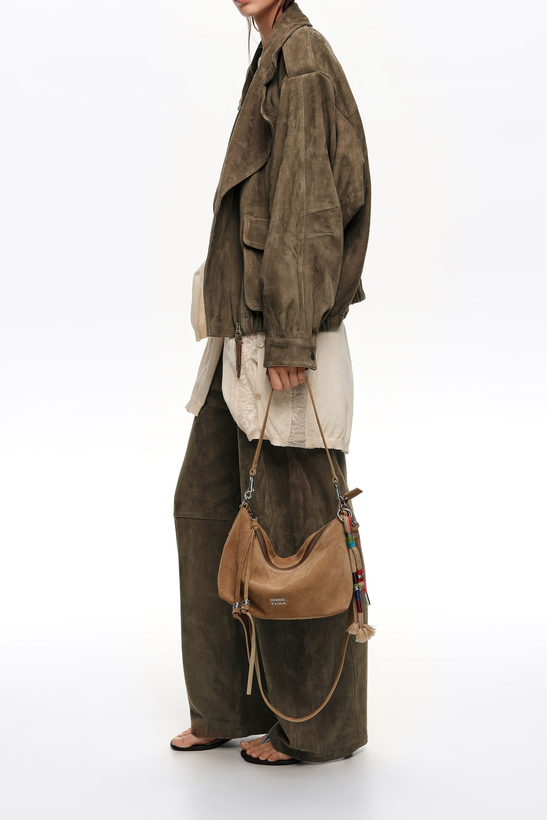 Medium natural leather trapecio bag