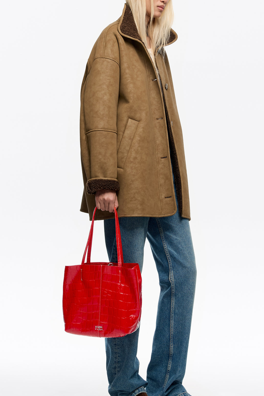 Medium leather shopper bag in red crocodile embossed