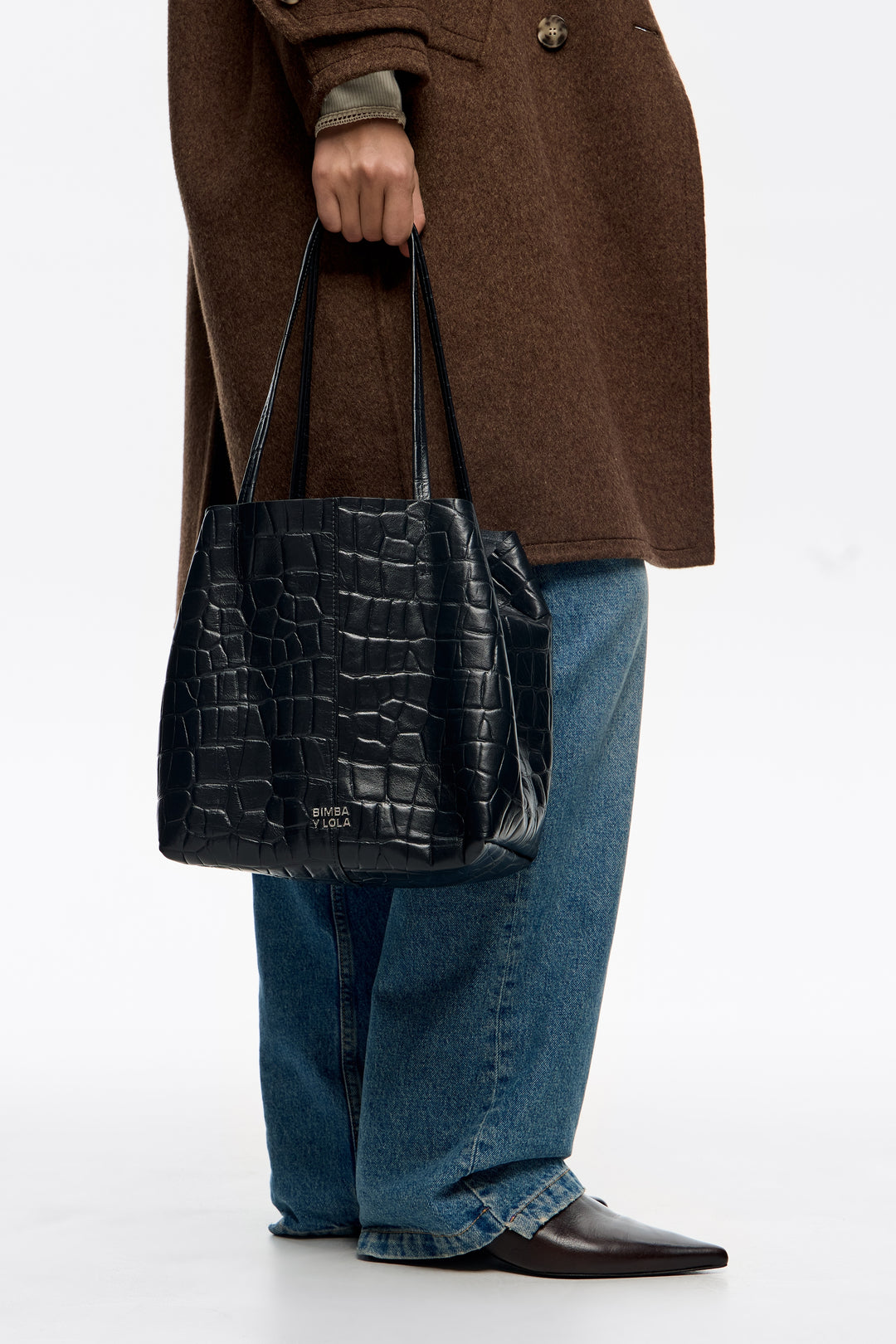 Medium leather shopper bag in petrol blue crocodile embossed