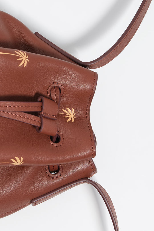 Small Palms walnut leather Carlino bucket bag