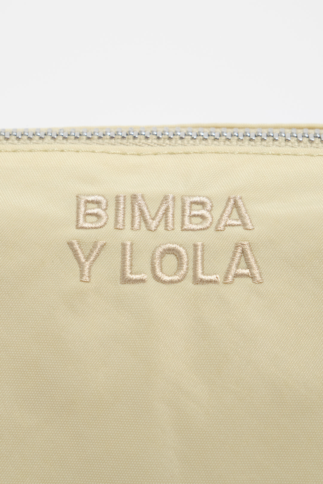 Pale green nylon trapecio make-up case