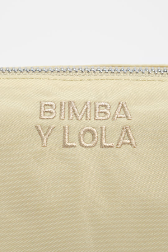 Pale green nylon trapecio make-up case