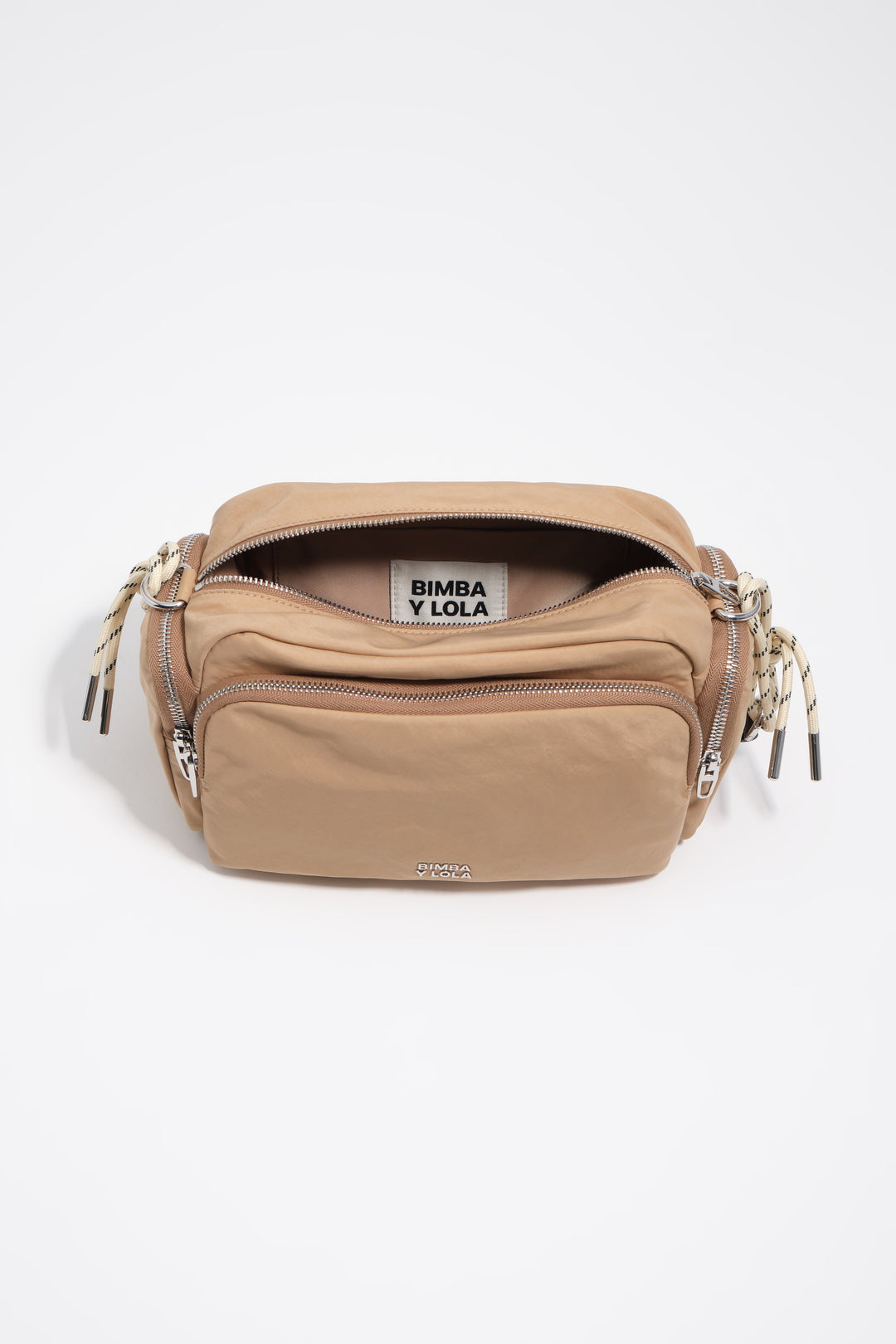 Medium camel crossbody pocket bag