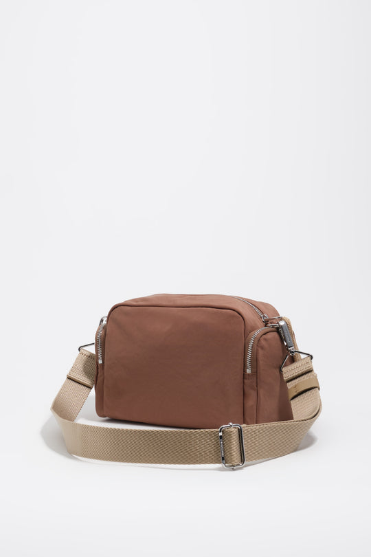 Tan nylon medium pocket bag