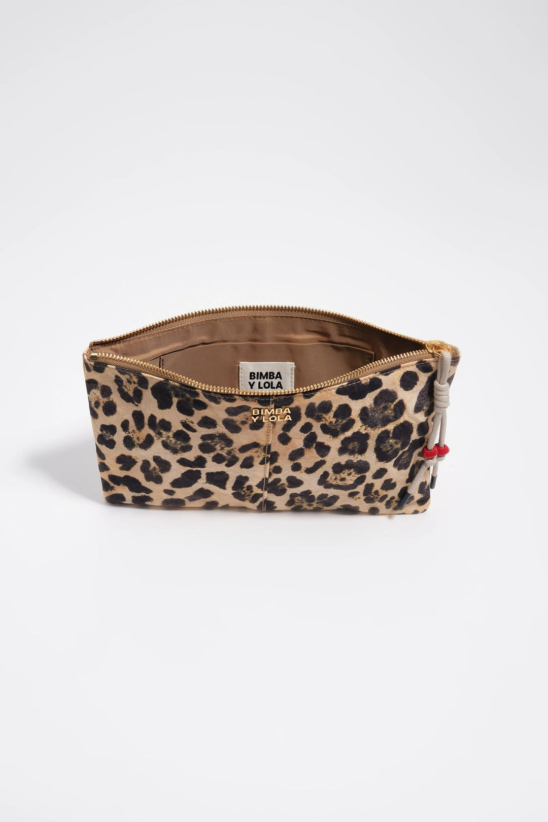 Natural leopard nylon make-up case
