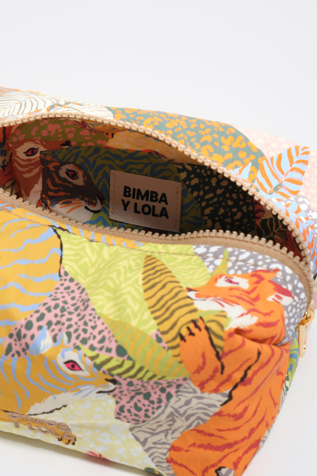 Large wild nylon make-up case