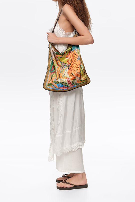 Wild woven shoulder bag