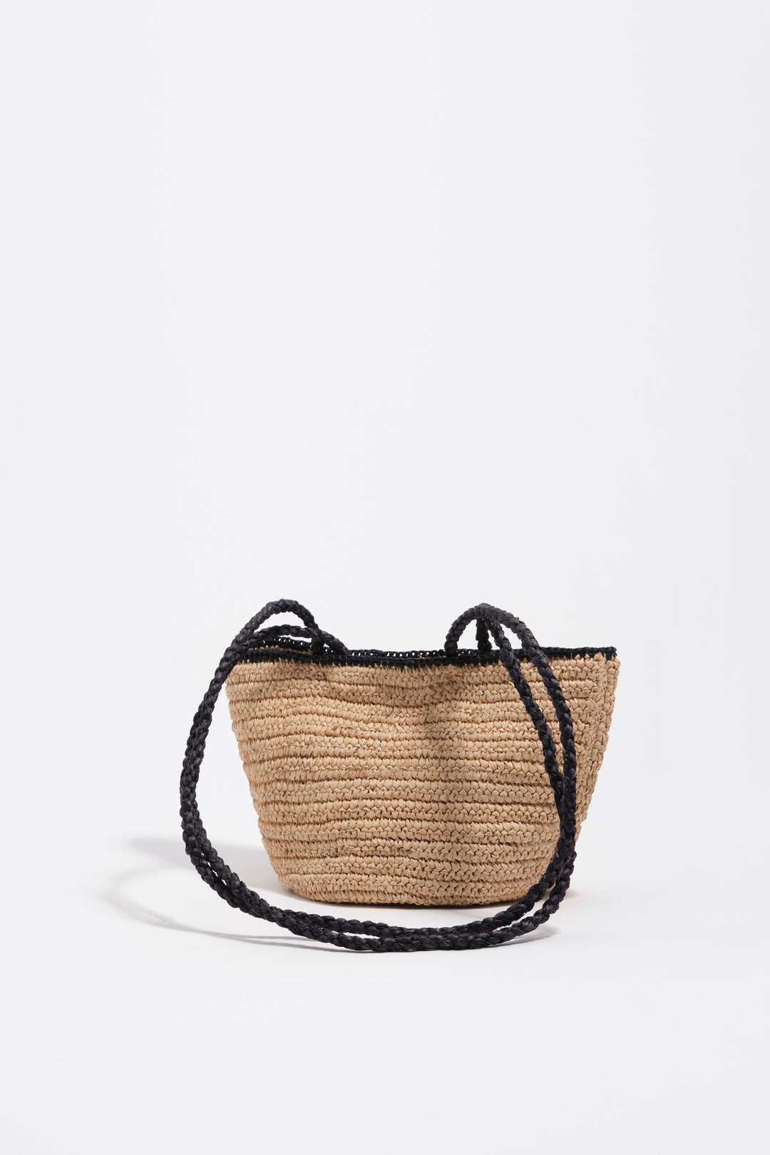 Small natural raffia basket bag