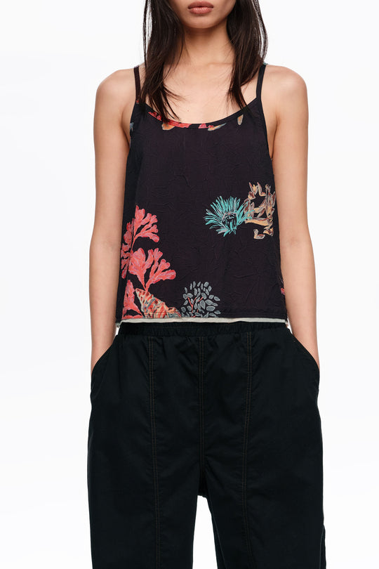 Black turtle wrinkled tank top