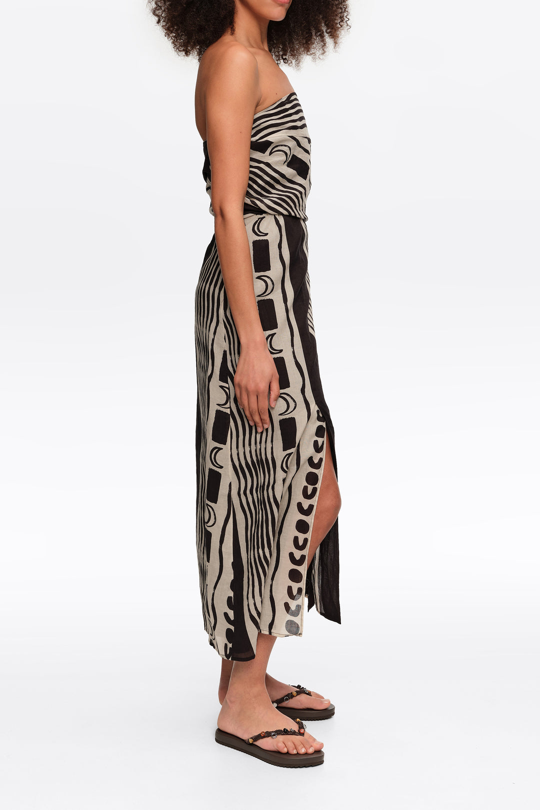 White strapless Moon stripes dress