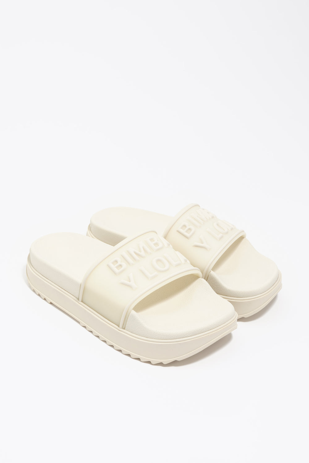 White platform flip-flop