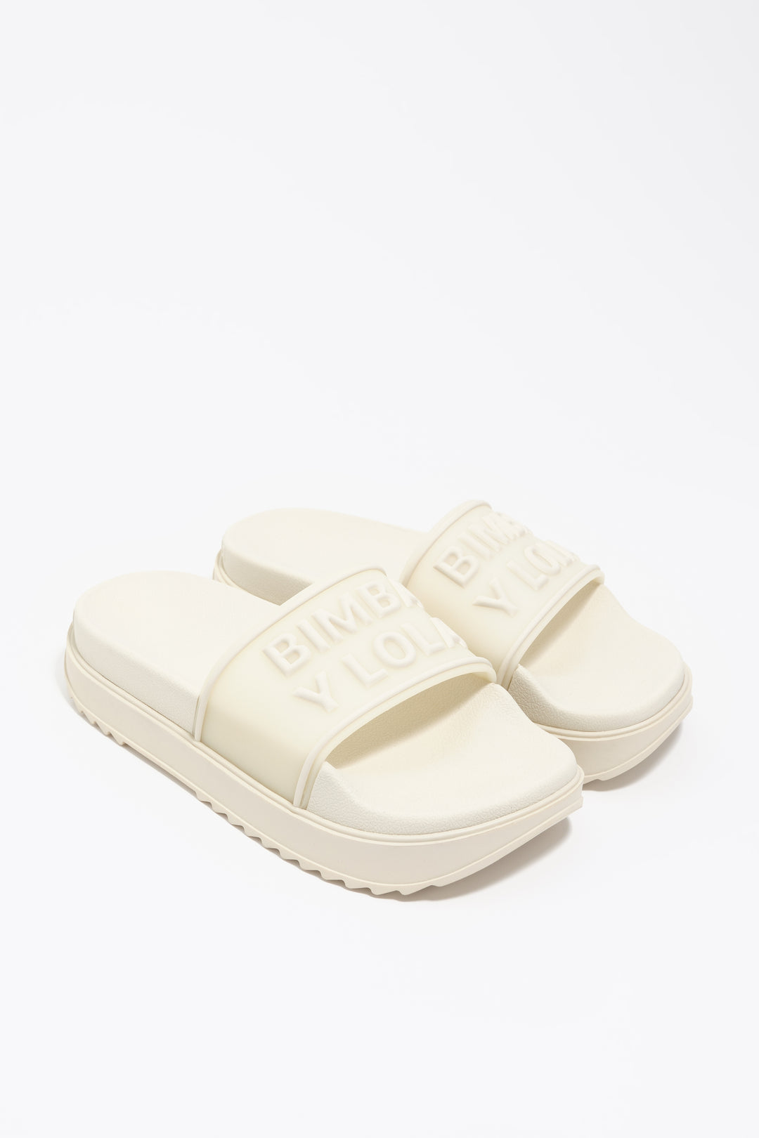 White platform flip-flop
