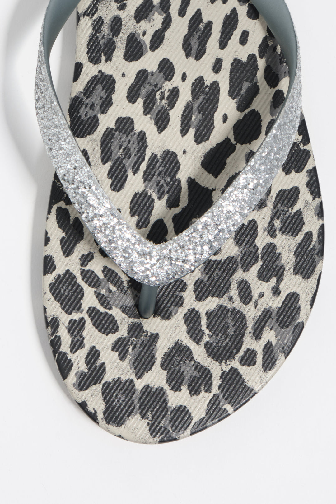Gray Leopard flip-flop