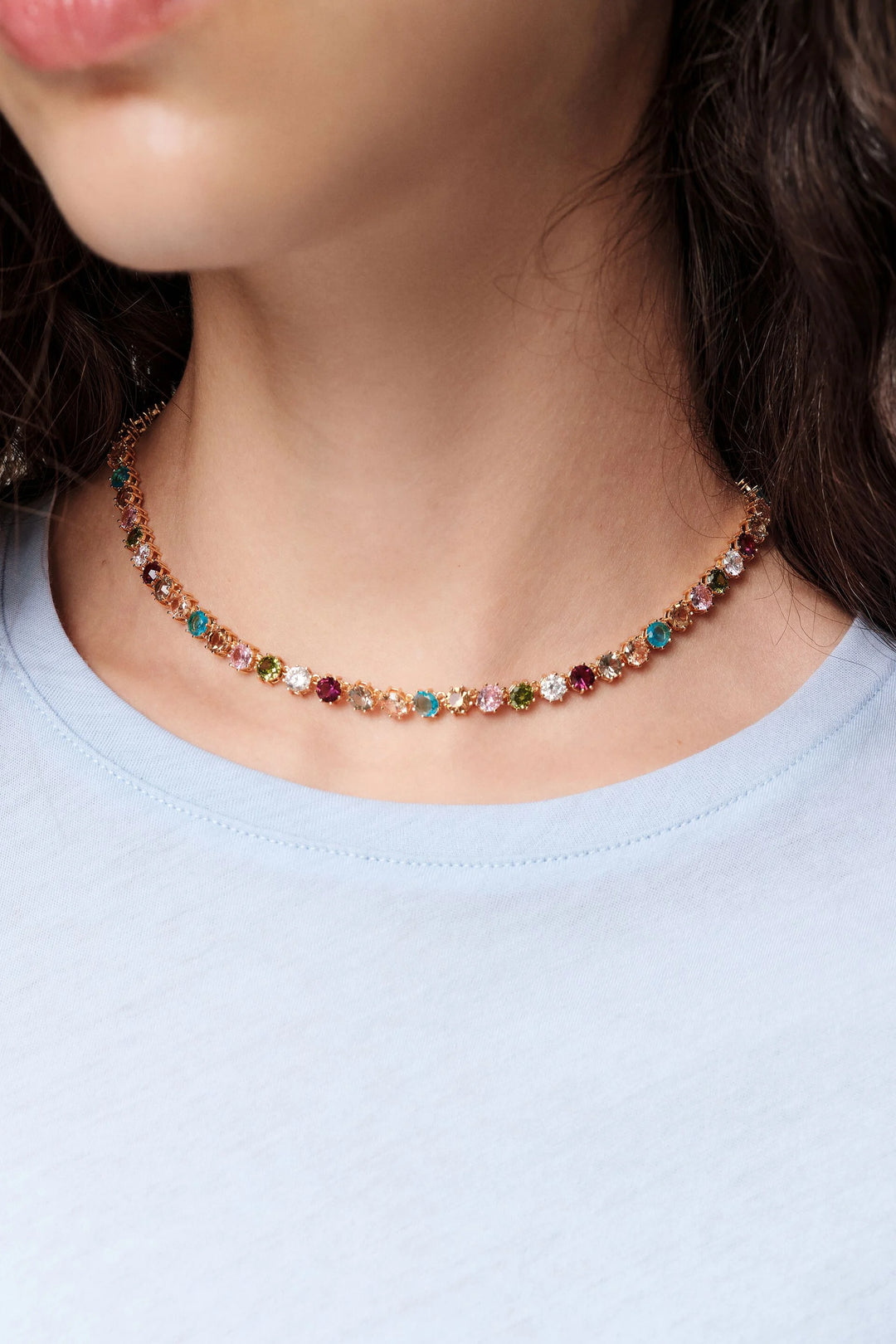 Chain and multicolor crystals necklace