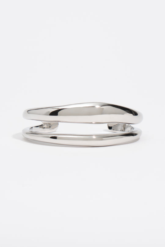 Irregular band bracelet silver metallic finish