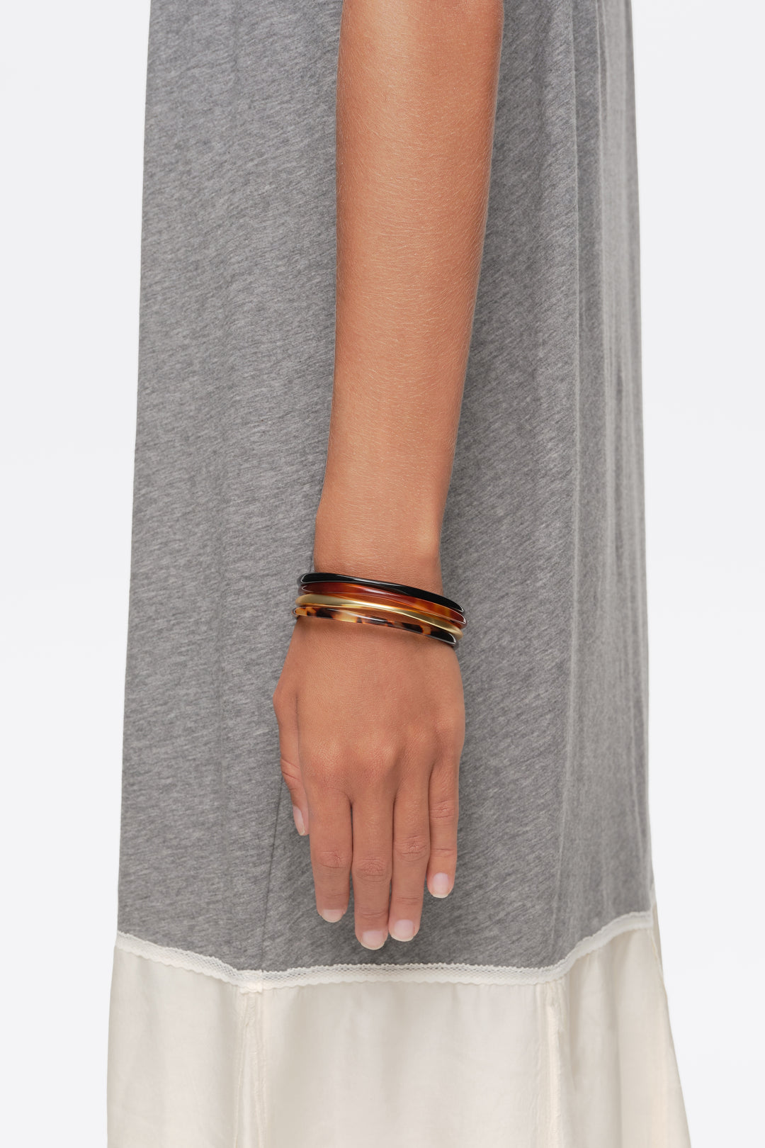Set of 4 matte gold tortoiseshell-effect bracelets