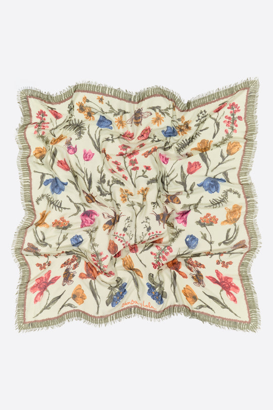 Flowers and bees shawl