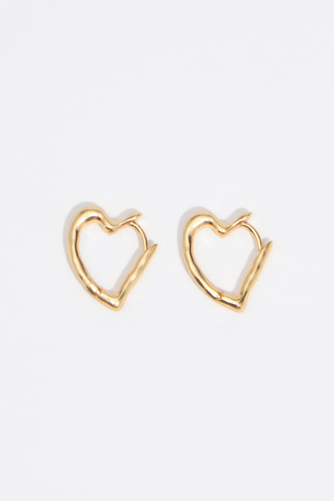 Textured heart hoop earrings