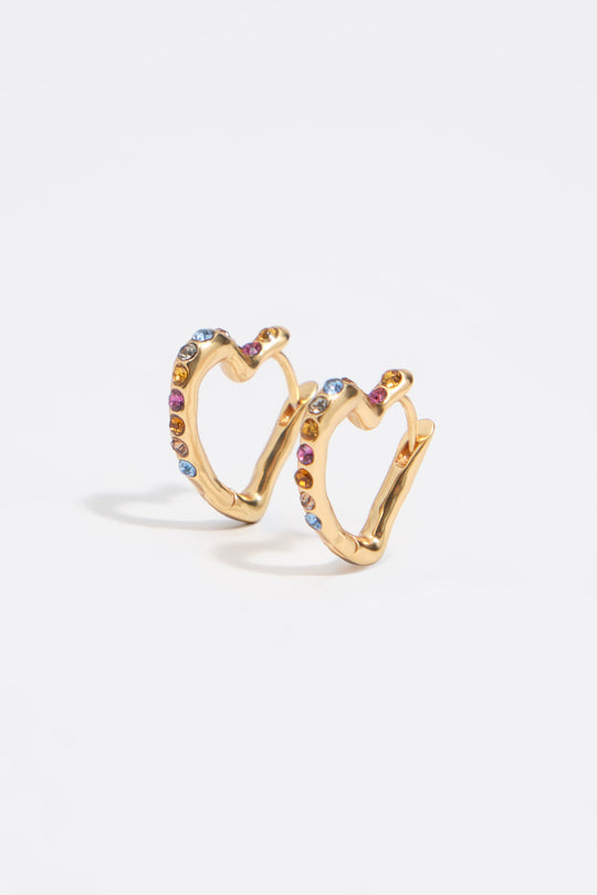 Multicolor crystals and textured heart hoop earrings