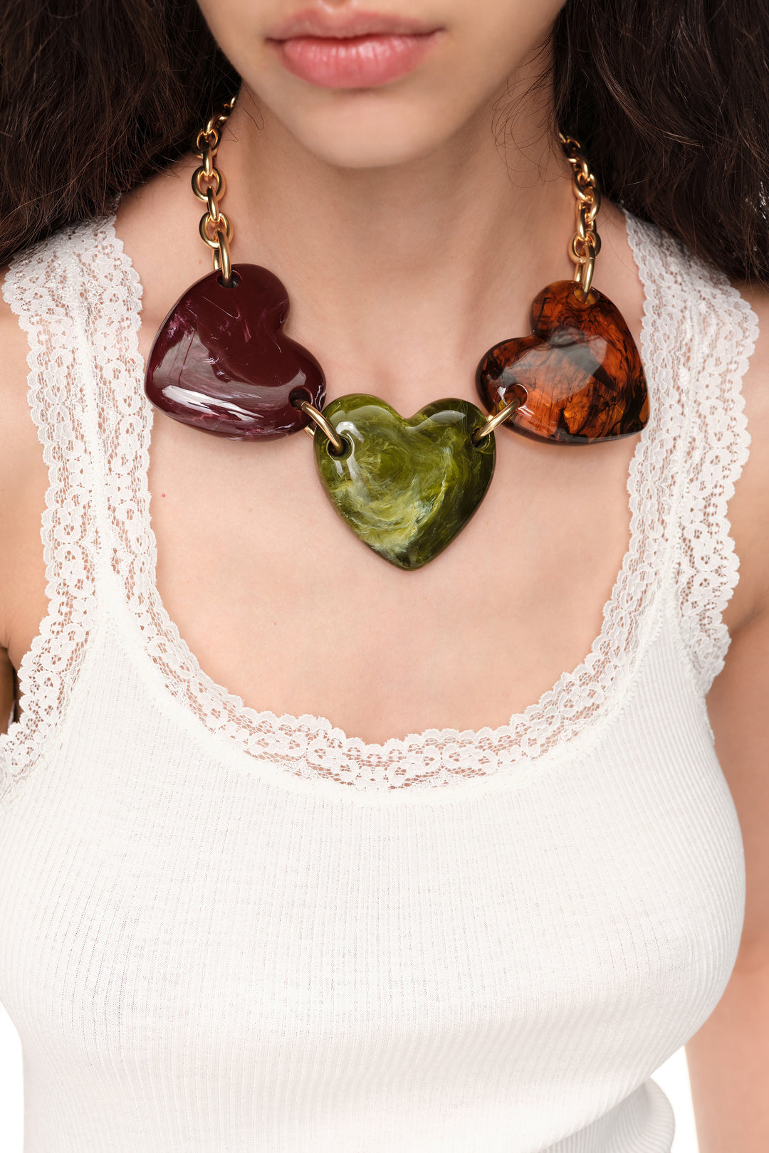 Amber-effect resin hearts necklace