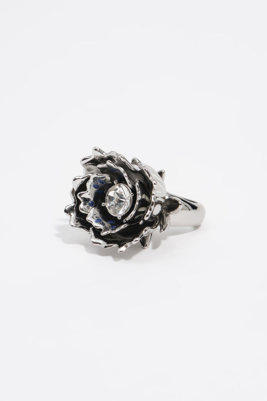 Silver flower ring with crystal
