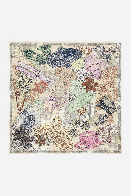 Beige arabesque print scarf