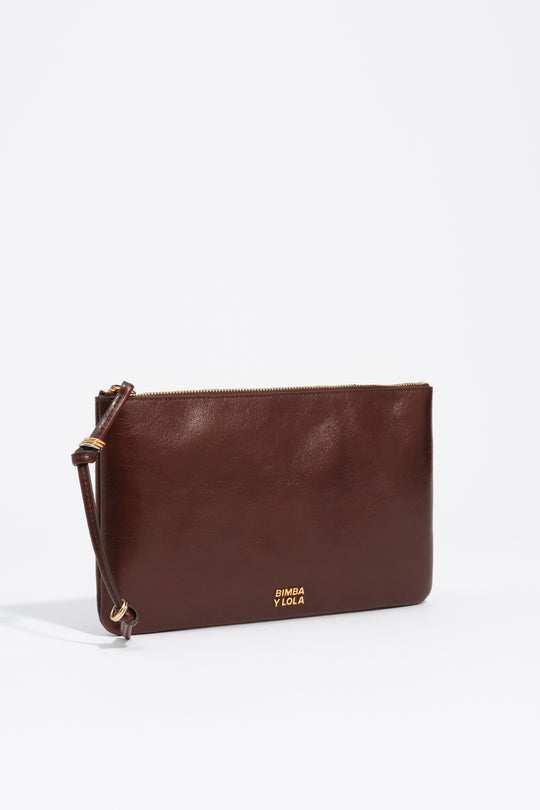 Dark tan medium leather make-up clutch