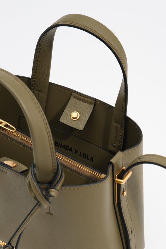 Small cactus leather Chihuahua tote bag