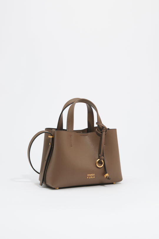 Small golden brown leather Chihuahua tote bag