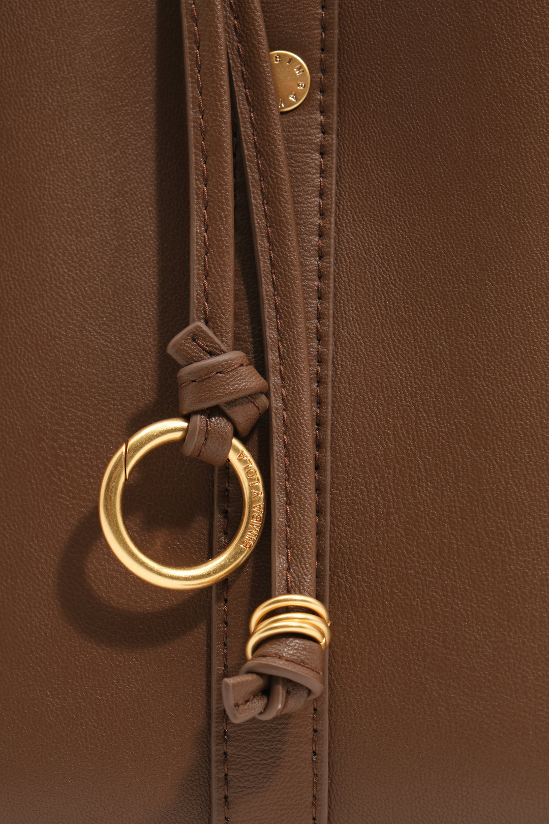 Medium golden brown leather Chihuahua tote bag