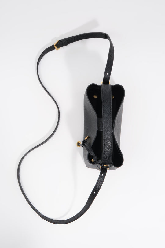 Black leather Chihuahua mini slouch bag