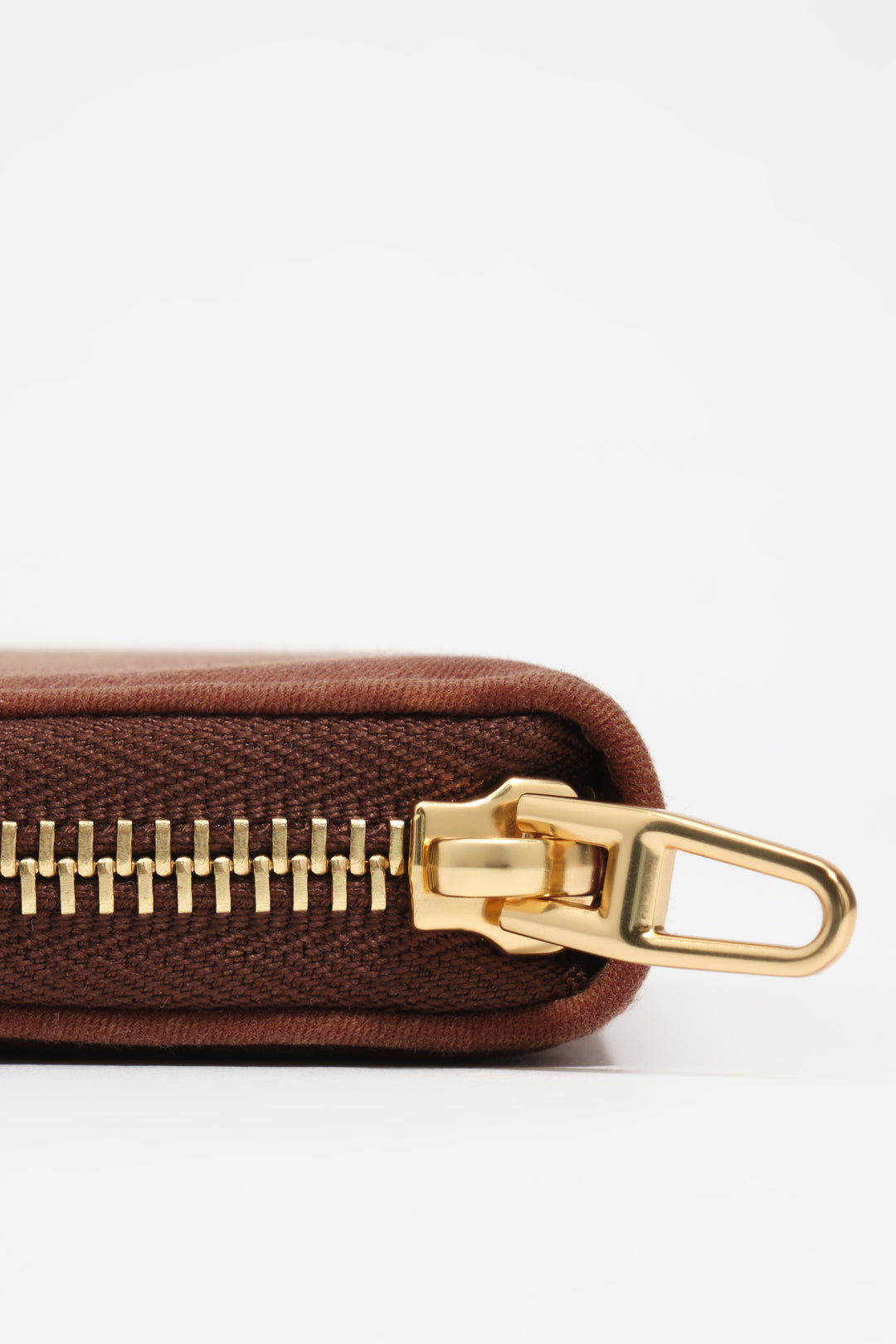Medium rust coated wallet