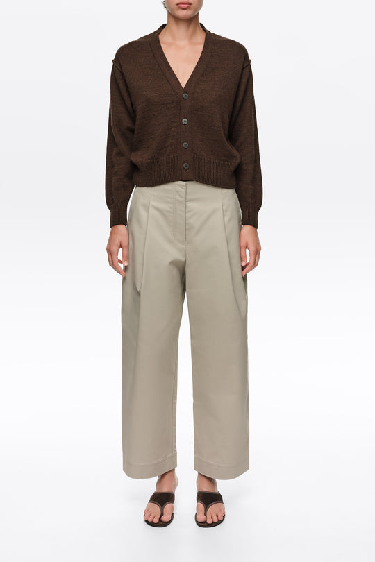 Light stone straight-leg pleated trousers