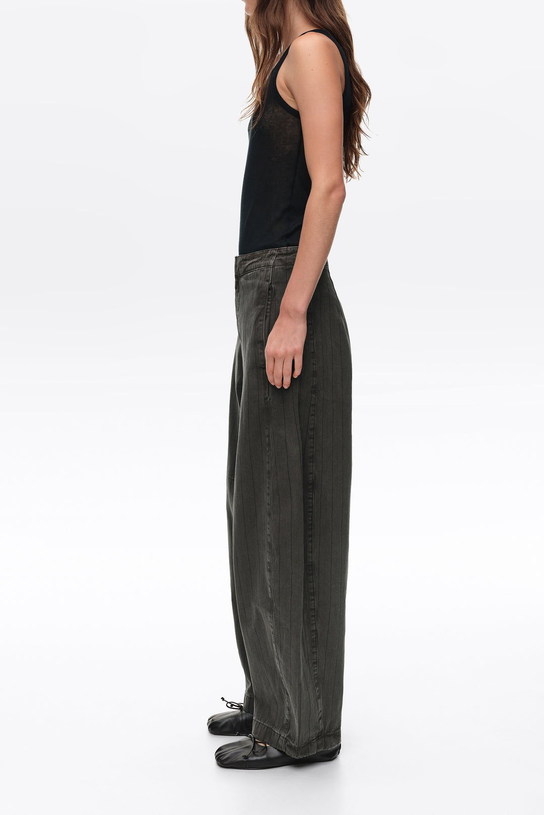 BARREL - Faded brown striped denim trousers