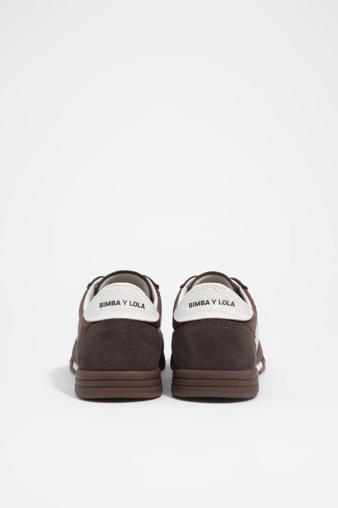 Chocolate 13 16 indoor sneaker