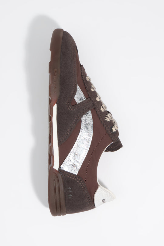 Chocolate 13 16 indoor sneaker