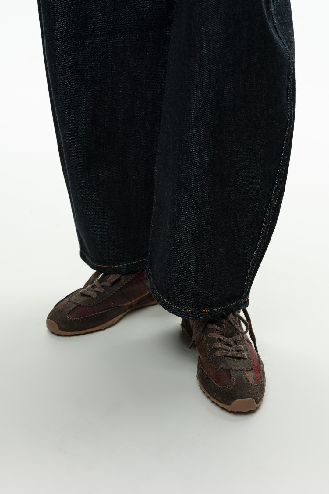 13 29 sneaker in suede and checked fabric