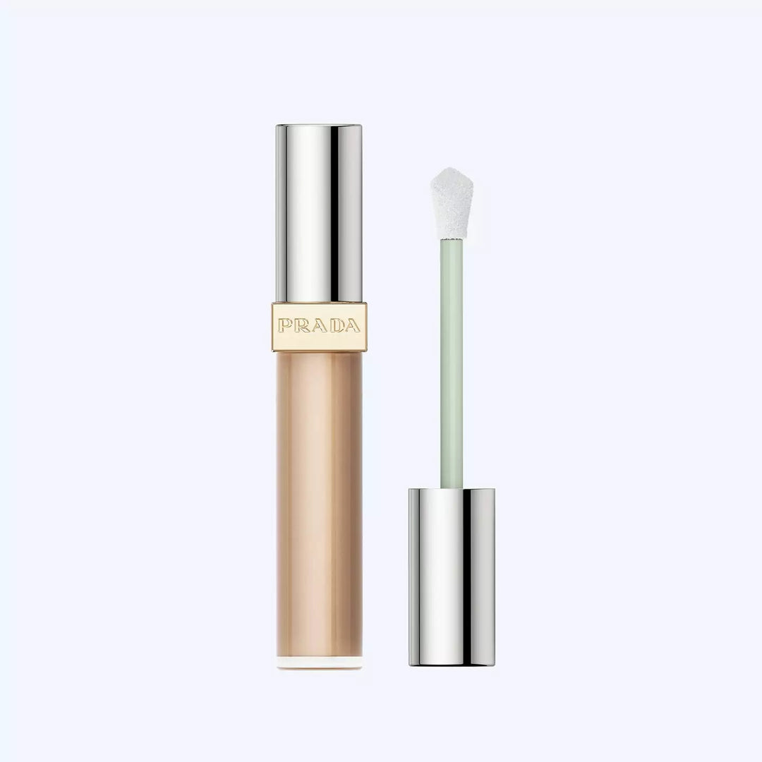 Blurring + Micro-Correcting Concealer