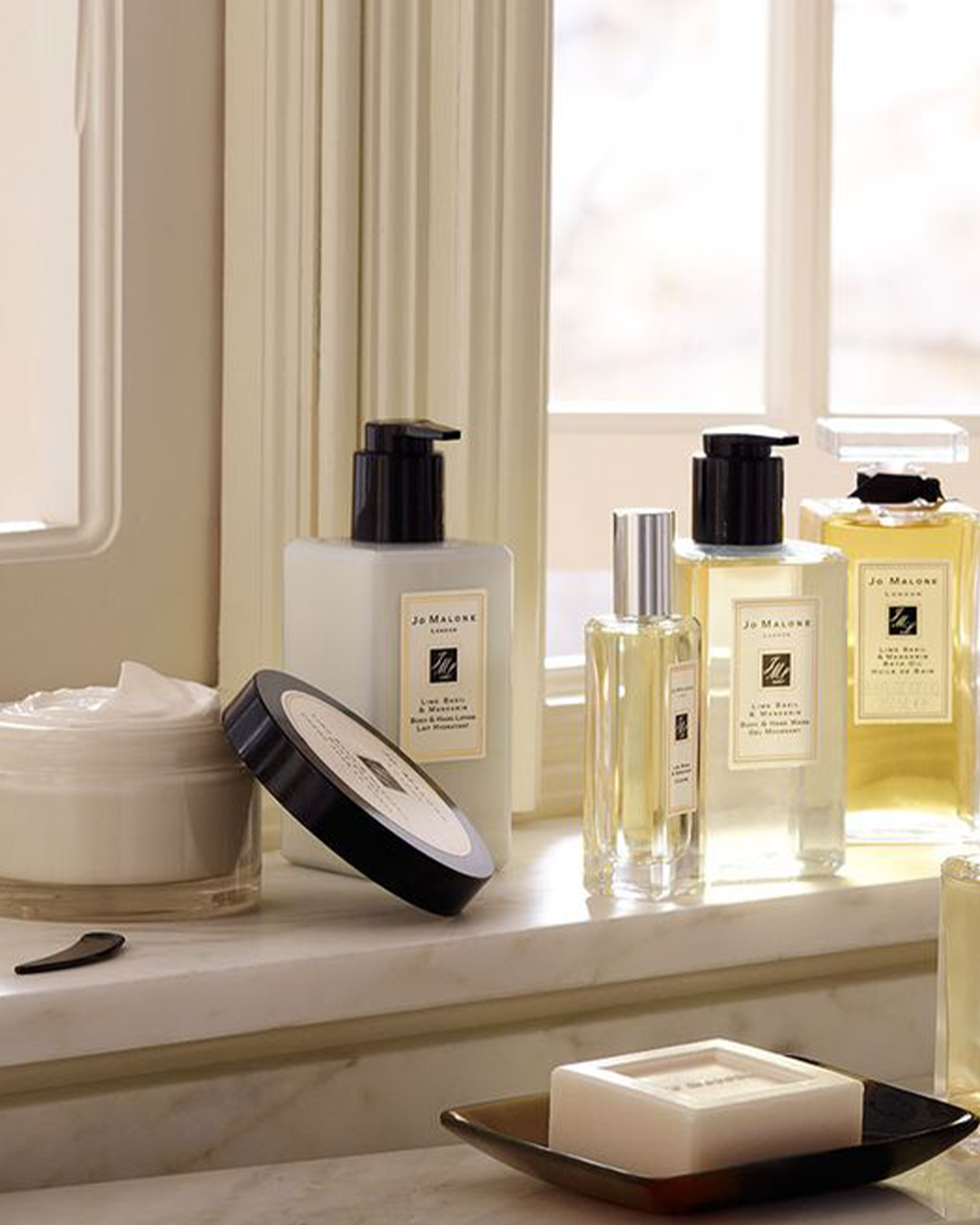 ●	Main Keyword: bath and body products
●	Secondary Keywords: body care, luxury bath products, scented lotions, shower gels, body creams
●	SEO Title: Bath & Body | Luxurious Skincare & Fragrances
●	Meta Description: Discover our Bath & Body collection of luxurious lotions, shower gels, and body care products to pamper your skin.
●	1-Sentence SEO Line: Explore our Bath & Body collection of luxurious lotions, shower gels, and pampering body care products.

