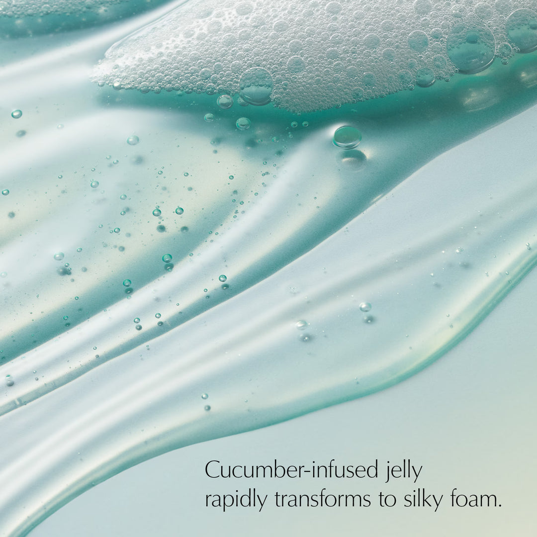 Daywear Glow Boost Gel Cleanser