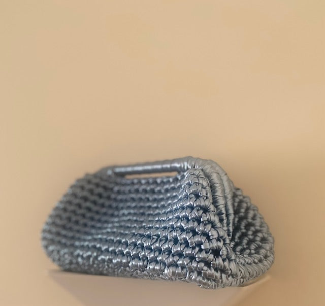 The Mia Pouch
