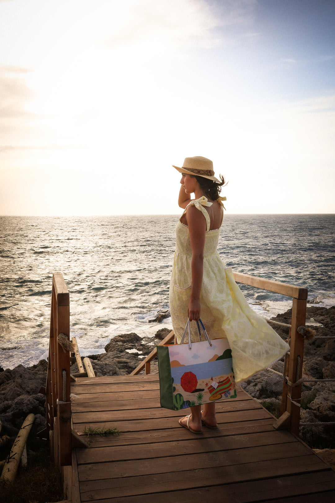 NOWHERE – The Beach Bag ( with the pouch)