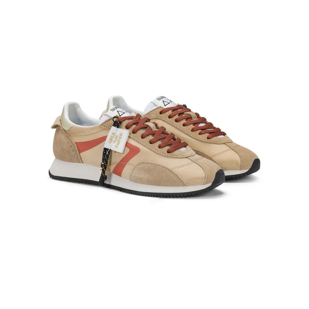 Beige Easy Runner suede and nylon sneaker