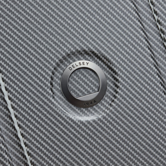 HELIUM ULTIMATE 76 4DW EXP TR