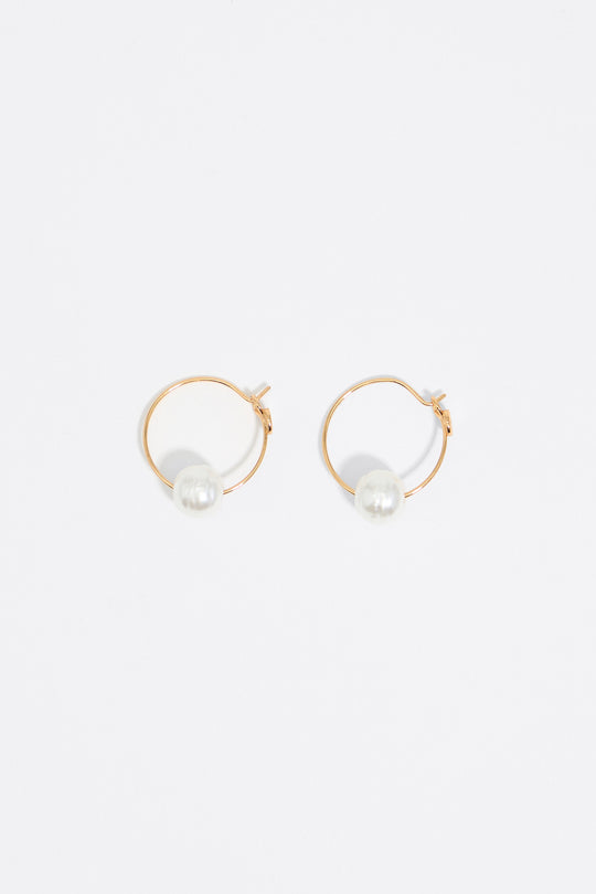 Small gold hoop pearl earrings